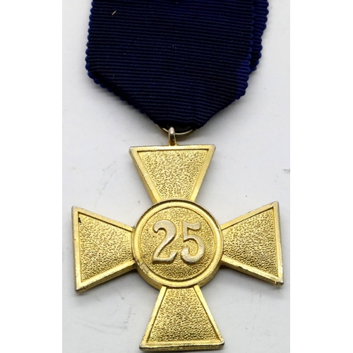 3408 - German WWII type Long Service award for 25 Years. P&P Group 1 (£14+VAT for the first lot and £1+VAT ... 