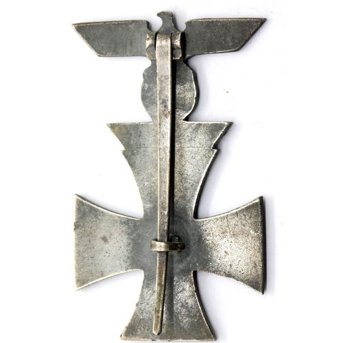 3397 - German WWI type Iron cross first class affixed with WWII spange. P&P Group 1 (£14+VAT for the first ... 