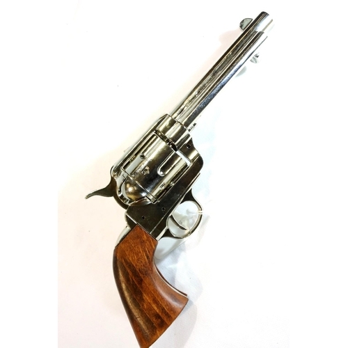 3188 - American 19th century style reenactment SAA Colt Peacemaker. P&P Group 2 (£18+VAT for the first lot ... 