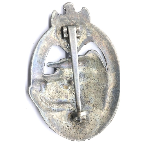 3224 - German WWII type Wehrmacht Tank Assault award. P&P Group 1 (£14+VAT for the first lot and £1+VAT for... 