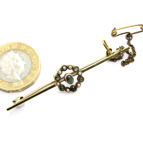 1020 - Yellow metal sapphire and pearl set brooch, L: 55 mm, 3.4g. P&P Group 1 (£14+VAT for the first lot a... 