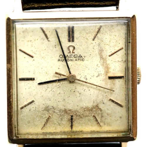 1109 - 1960s square 9ct gold gents Omega Automatic wristwatch on a leather strap with steel back. P&P Group... 