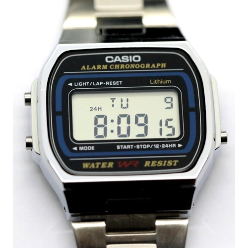 1112 - Gents Casio digital wristwatch. P&P Group 1 (£14+VAT for the first lot and £1+VAT for subsequent lot... 