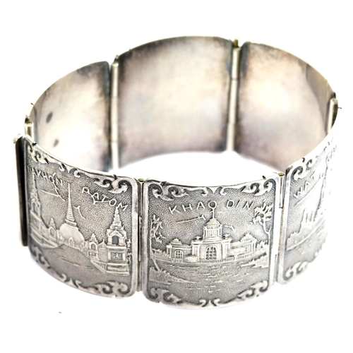 1122 - Siam sterling silver bracelet with scenic decoration. P&P Group 1 (£14+VAT for the first lot and £1+... 