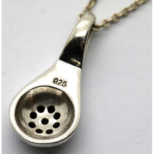 1152 - Three silver pendants on silver chains. P&P Group 1 (£14+VAT for the first lot and £1+VAT for subseq... 