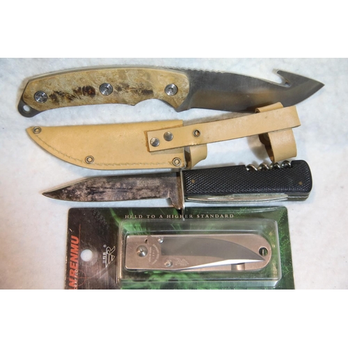 1239 - Three mixed new old stock knives. P&P Group 2 (£18+VAT for the first lot and £3+VAT for subsequent l... 