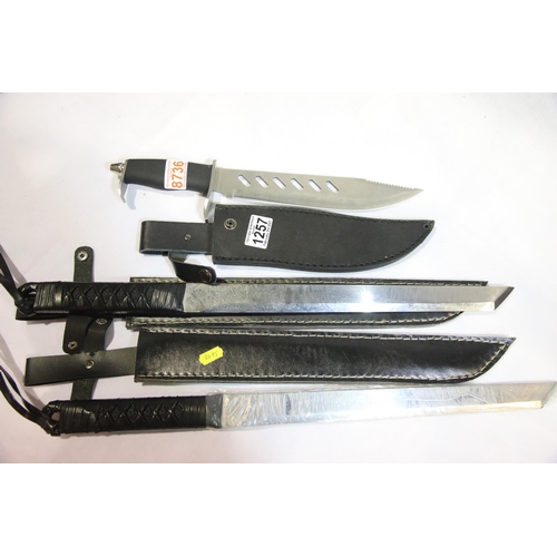 1257 - Three modern sheath knives. P&P Group 2 (£18+VAT for the first lot and £3+VAT for subsequent lots)