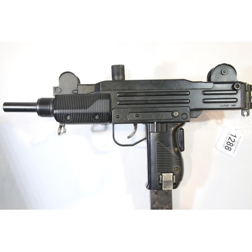 1288 - Mini uzi machine pistol BB gun. P&P Group 3 (£25+VAT for the first lot and £5+VAT for subsequent lot... 