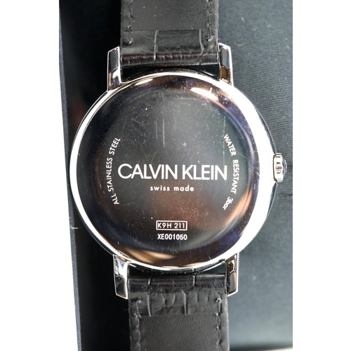 1113 - Gents Calvin Klein calendar wristwatch. P&P Group 1 (£14+VAT for the first lot and £1+VAT for subseq... 