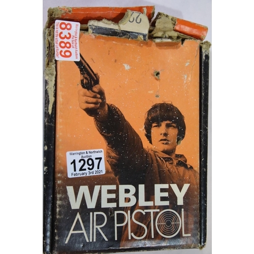 1297 - Boxed Webley MK1 junior air pistol with damaged grip. P&P Group 2 (£18+VAT for the first lot and £3+... 