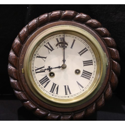 1519 - Oak cased wall clock, D: 14 cm, not working at time of lotting. P&P Group 3 (£25+VAT for the first l... 