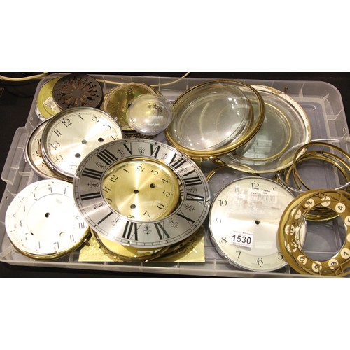 1530 - Quantity of mixed clock chapter rings, dials, lenses and case backs. Not available for in-house P&P,... 