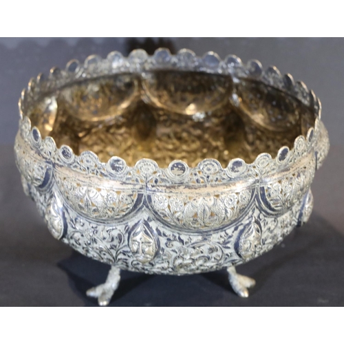 1623 - Presumed Indian silver bowl, profusely decorated. P&P Group 1 (£14+VAT for the first lot and £1+VAT ... 