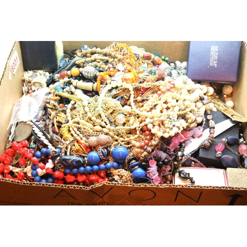 97 - Large quantity of costume jewellery including costume pearls, silver coloured necklaces etc. P&P Gro... 