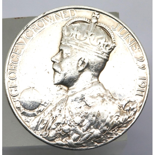 1026 - 925 silver King George V coronation medal 1911. P&P Group 1 (£14+VAT for the first lot and £1+VAT fo... 