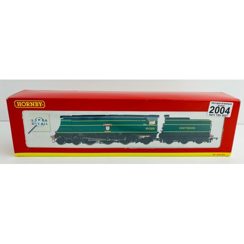 2004 - Hornby 'Blackmoor Vale' 21C123 Loco with Detail Pack, Instructions, Boxed - P&P Group 1 (£14+VAT for... 