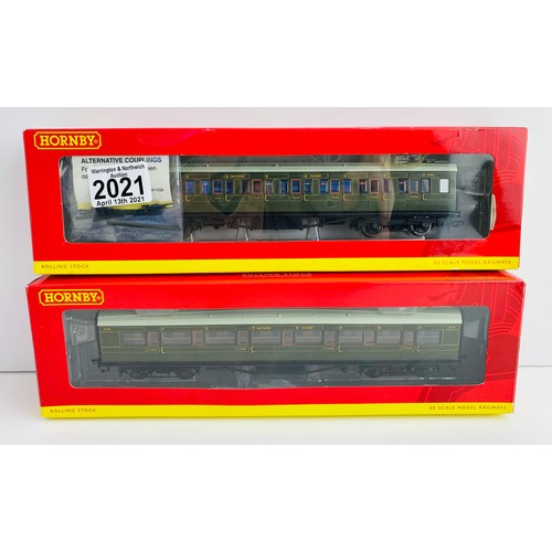 2021 - 2x Hornby SR Maunsell Coaches Boxed - P&P Group 1 (£14+VAT for the first lot and £1+VAT for subseque... 