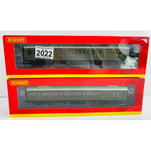 2022 - 2x Hornby SR Maunsell Coaches Boxed - P&P Group 1 (£14+VAT for the first lot and £1+VAT for subseque... 