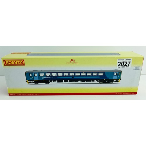 2027 - Hornby Arriva 153 Loco with NO Detail Pack OR Instructions, Boxed - P&P Group 1 (£14+VAT for the fir... 