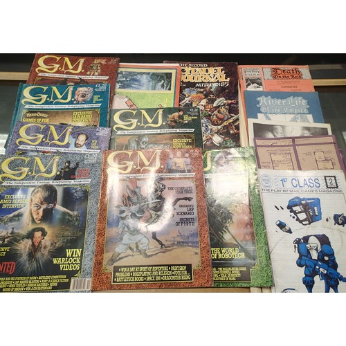 2349A - Selection of G.M. fantasy roleplay magazines and other related items. P&P Group 1 (£14+VAT for the f... 