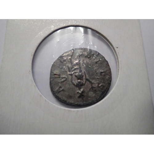 2477 - Roman silver Antoninianus radiate. P&P Group 1 (£14+VAT for the first lot and £1+VAT for subsequent ... 