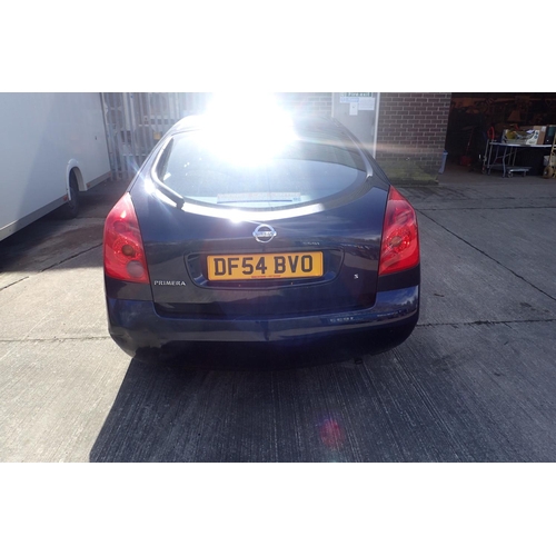 1B - Nissan Primera, registration  DF54 BVO, 25,512 miles with two keys and MOT 25/03/2022. V5 present. N... 