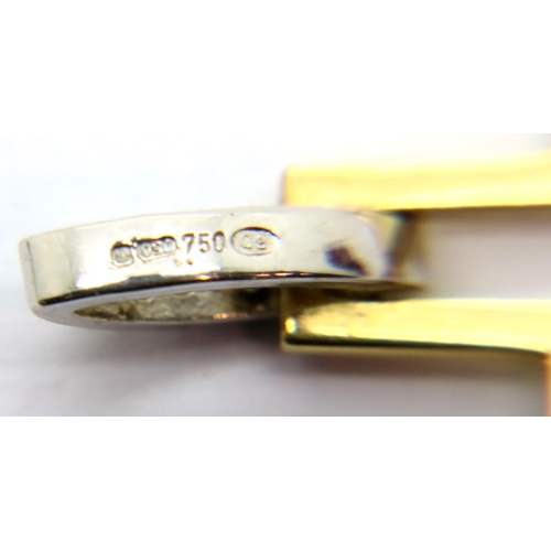 32 - 18ct gold, diamond set cross, 1.1g. P&P Group 1 (£14+VAT for the first lot and £1+VAT for subsequent... 