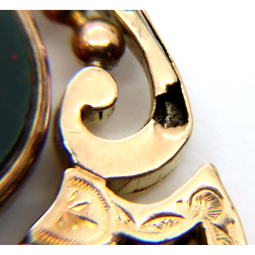 42 - 9ct gold spinner set with bloodstone and carnelian, 10.7g. P&P Group 1 (£14+VAT for the first lot an... 