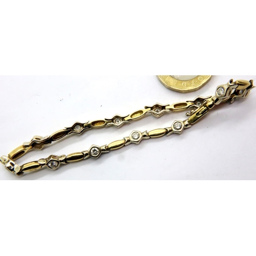 47 - 18ct gold and diamond bracelet, diamonds approximately 2cts, 18.7g. P&P Group 1 (£14+VAT for the fir... 