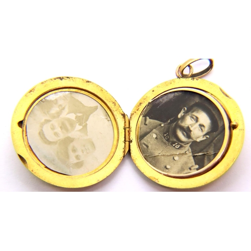 5 - 9ct gold antique locket 2.8g.  P&P Group 1 (£14+VAT for the first lot and £1+VAT for subsequent lots... 