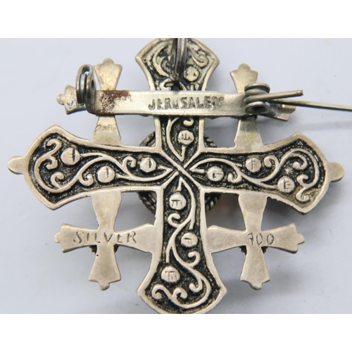 57 - Mixed silver brooches including Scottish examples.  P&P Group 1 (£14+VAT for the first lot and £1+VA... 