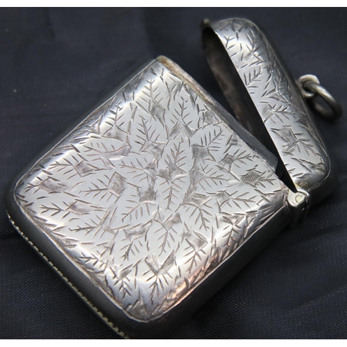 107 - Albo Silver white metal vesta case with vacant cartouche. 26g.  P&P Group 1 (£14+VAT for the first l... 