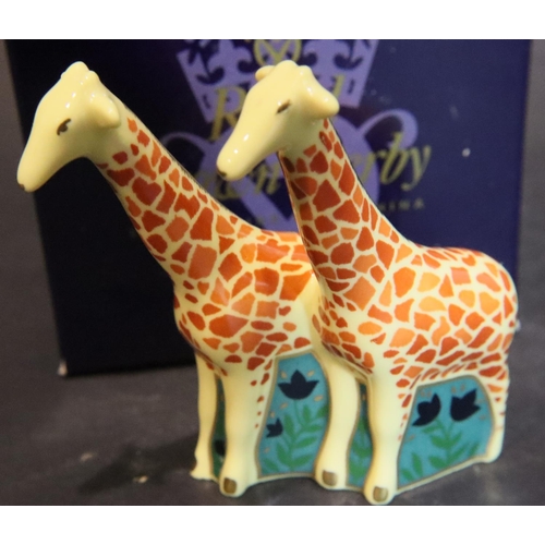 292 - Small Royal Crown Derby pair of giraffes, boxed, H: 8cm. P&P Group 1 (£14+VAT for the first lot and ... 