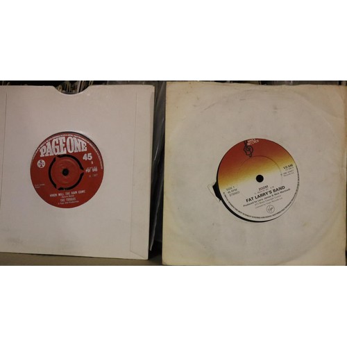 202 - Approximately 250 mixed 1970s and 1980s singles. P&P Group 3 (£25+VAT for the first lot and £5+VAT f... 