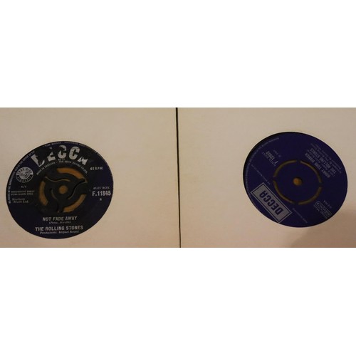 206 - Twelve Rolling Stones singles. P&P Group 2 (£18+VAT for the first lot and £3+VAT for subsequent lots... 