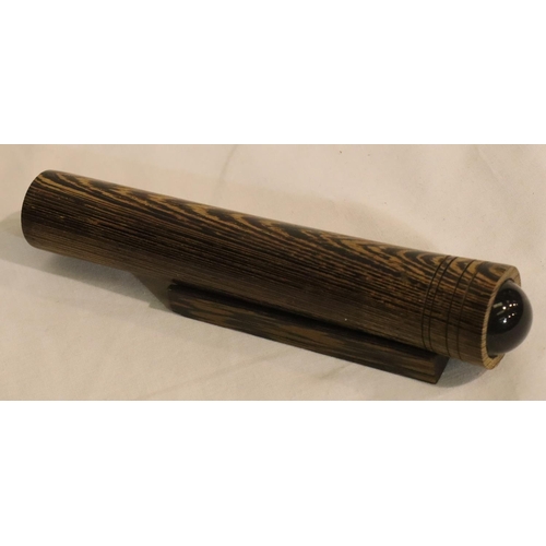 355 - Victorian wooden kaleidoscope, L: 18.5 cm. P&P Group 1 (£14+VAT for the first lot and £1+VAT for sub... 