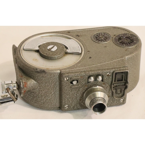 357 - Bell and Howell Sportster cine camera 11045 with anastigmat. P&P Group 2 (£18+VAT for the first lot ... 