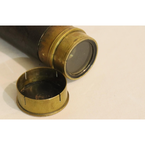 358 - Antique three draw brass telescope, not named. L (extended): 40 cm. P&P Group 1 (£14+VAT for the fir... 