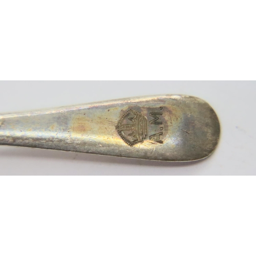 421 - WWII Air Ministry solid silver tea spoon, hallmarked 1940 (Battle of Britain date). P&P Group 1 (£14... 