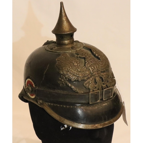 435 - WWI Imperial German M15 Pickelhaube with cockades and chinstrap. P&P Group 1 (£14+VAT for the first ... 