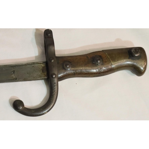 440 - French WWI 1877 pattern bayonet with steel scabbard. P&P Group 2 (£18+VAT for the first lot and £3+V... 