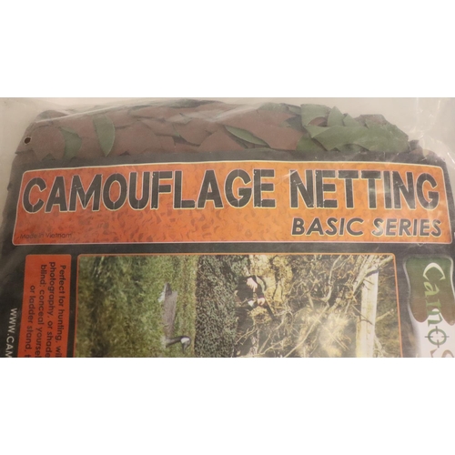 478 - New old stock angling pursuits camo two piece waterproof set, size M. P&P Group 2 (£18+VAT for the f... 