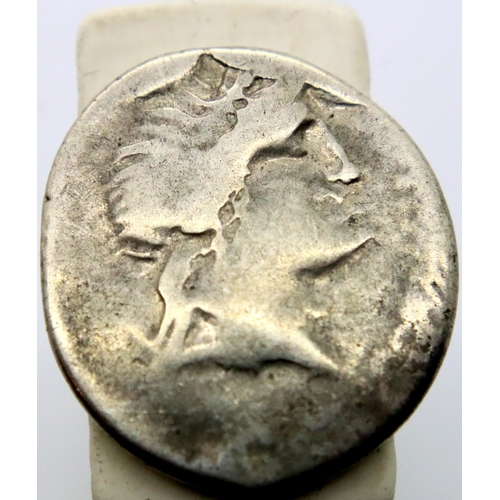 2361 - Silver Roman Denarius of the Republic - Anonymous with winged horse.P&P Group 1 (£14+VAT for the fir... 