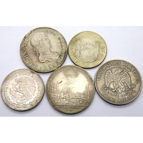 2432 - Collection of five reproduction coins.P&P Group 1 (£14+VAT for the first lot and £1+VAT for subseque... 