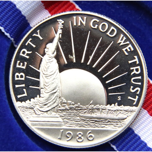 2447 - 1986 American Liberty proof half dollar. P&P Group 1 (£14+VAT for the first lot and £1+VAT for subse... 