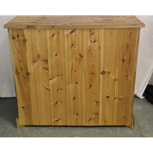 558A - Rustic pine chest comprising three above two over single drawers, 104 x 55 x 90H cm. Not available f... 