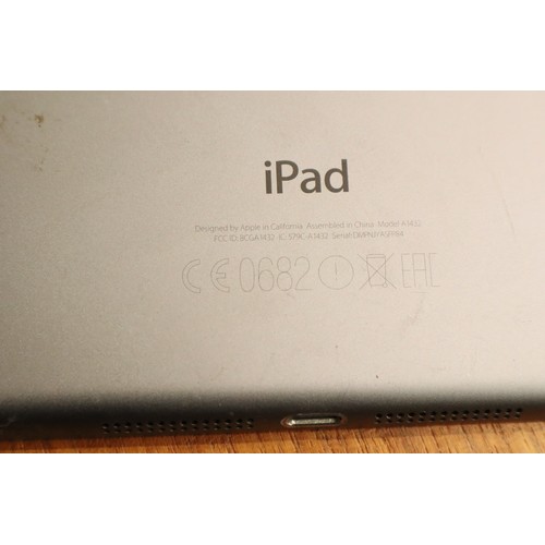 138 - iPad mini. P&P Group 1 (£14+VAT for the first lot and £1+VAT for subsequent lots)
Condition Report: ... 