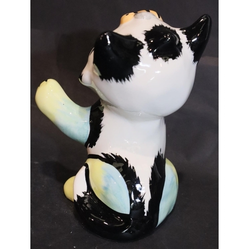 295 - Lorna Bailey Cat with Bee, H: 13cm. P&P Group 2 (£18+VAT for the first lot and £3+VAT for subsequent... 