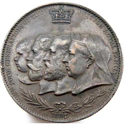 3090 - 1897 - 60th Year commemorative of Royal Family. P&P Group 1 (£14+VAT for the first lot and £1+VAT fo... 