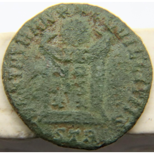 3108 - 4th Century Constantine Dynasty with Sacrificial Altar and Globe. P&P Group 1 (£14+VAT for the first... 